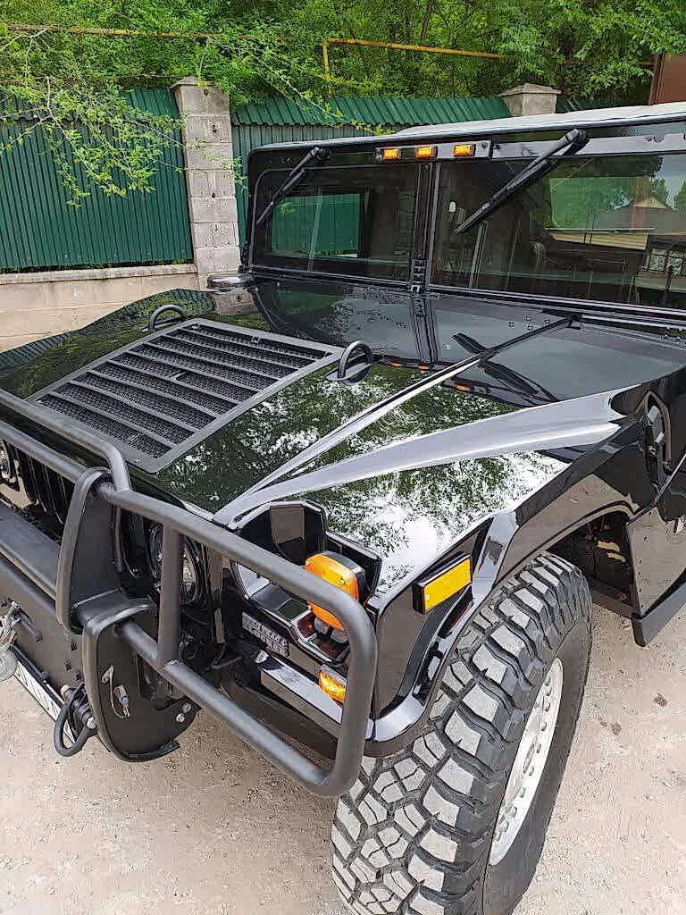 HUMMER H1