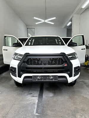 Toyota Hilux GR 2023 покраска в раптор Антихром Autoroom kz Alamaty